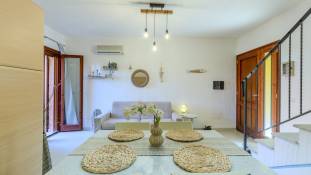 VILLA EMERALD, private compound swimming pool