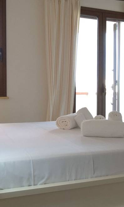 BLUE CORALLINE LOCALITÀ IS CHILLAUS